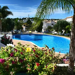 Farm Village- Townhouse 2 Mins From Old Town Albufeira